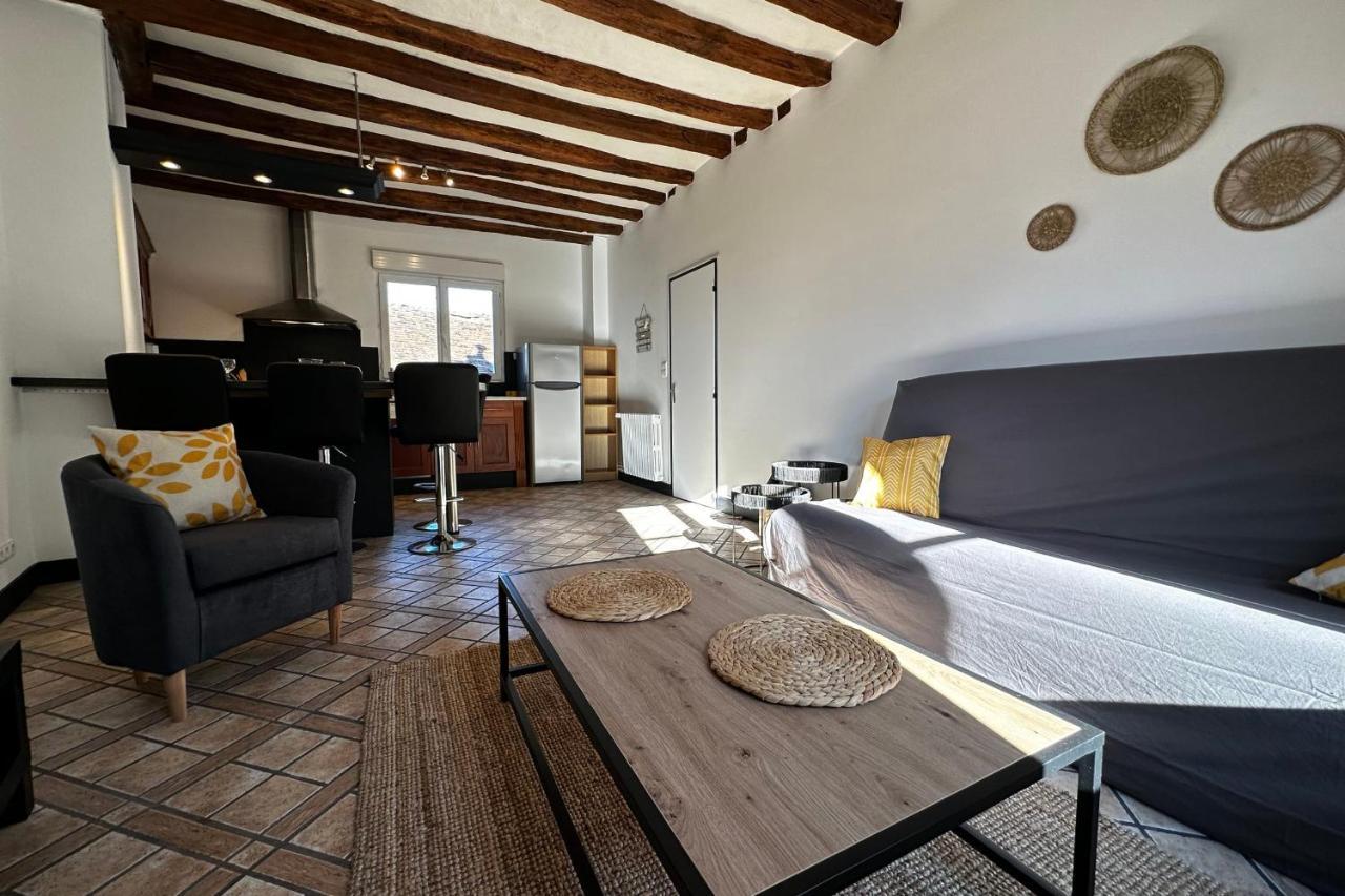 Charming Apartment Close To The Center Of Blere Dış mekan fotoğraf